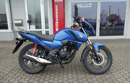 Leihmotorrad Honda CBF 125