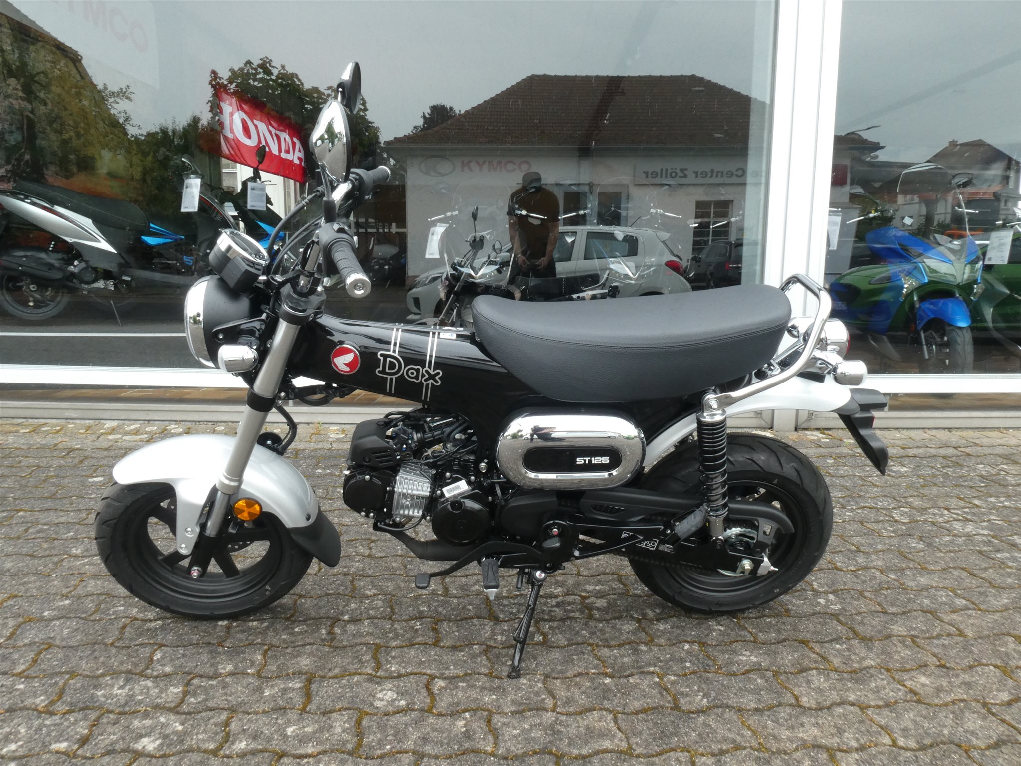 Honda Dax 125