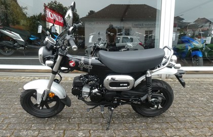 Leihmotorrad Honda Dax 125