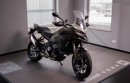 Leihmotorrad Ducati Multistrada V2 S