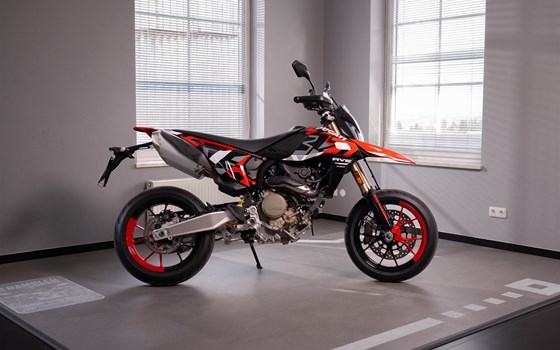 Verleihmotorrad Ducati Hypermotard 698 Mono RVE vom Händler Zweirad Meggle GmbH & Co. KG - Bild 1