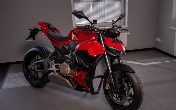 Verleihmotorrad Ducati Streetfighter V4 vom Händler Zweirad Meggle GmbH & Co. KG - Bild 2