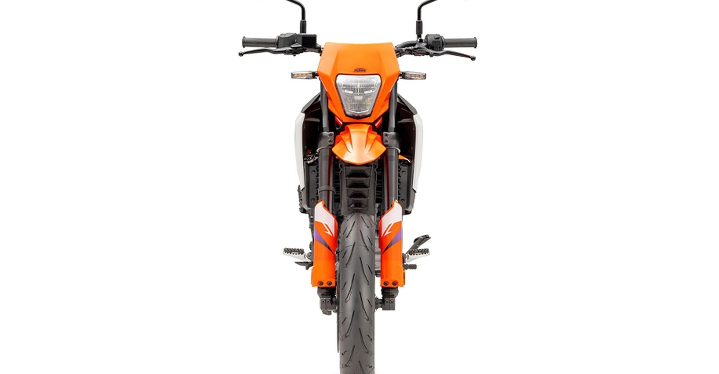Verleihmotorrad KTM 390 SMC R vom Händler Motorrad Dirnberger GmbH & Co. KG