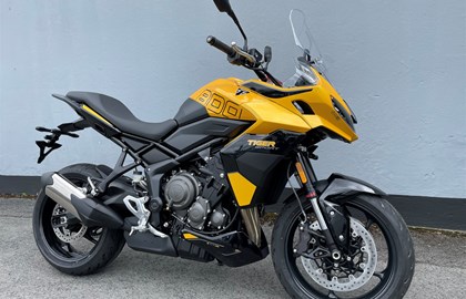 Leihmotorrad Triumph Tiger Sport 800