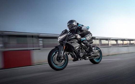 Verleihmotorrad CFMOTO 800NK Advanced vom Händler März Motorradhandel GmbH - Bild 5