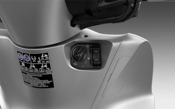 Verleihmotorrad Honda SH125i vom Händler Auto Hermes GmbH & Co. KG - Bild 4