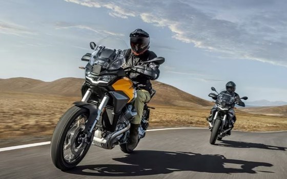 Verleihmotorrad Moto Guzzi Stelvio vom Händler Sauer & Freuding GbR TOPSPEED Motorradwelt Trier - Bild 3