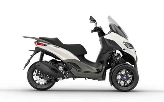 Verleihmotorrad Piaggio MP3 310 vom Händler Sauer & Freuding GbR TOPSPEED Motorradwelt Trier - Bild 1