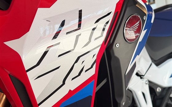 Verleihmotorrad Honda CRF1100L Africa Twin Adventure Sports DCT vom Händler Motorradhaus R. & V. Krapp OHG - Bild 6