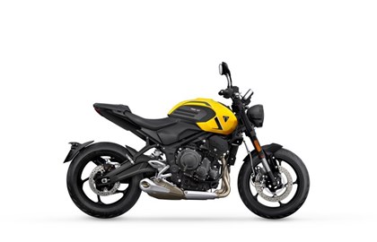 Leihmotorrad Triumph Trident 660