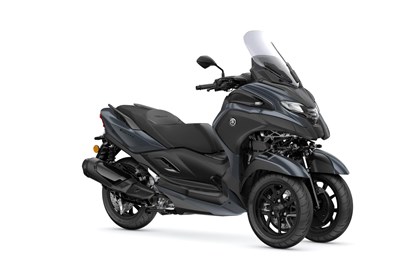 Leihmotorrad Yamaha Tricity 300 Airbag
