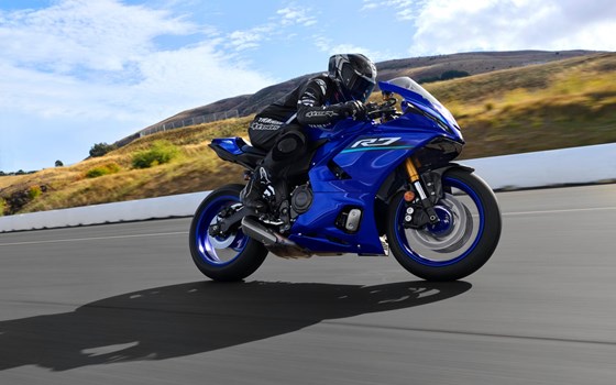 Verleihmotorrad Yamaha R7 vom Händler Rainer Kraftfahrzeughandels GmbH - Bild 27