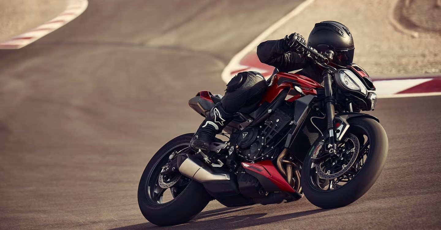 Verleihmotorrad Triumph Street Triple 765 RS vom Händler Warm Up Zweiradtechnik GmbH