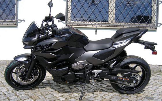 Verleihmotorrad Kawasaki Z7 Hybrid vom Händler Motorrad Service Scheibe - Bild 1