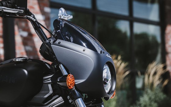 Verleihmotorrad Indian Sport Scout Sixty vom Händler Spocks Motorcycles GmbH - Bild 5