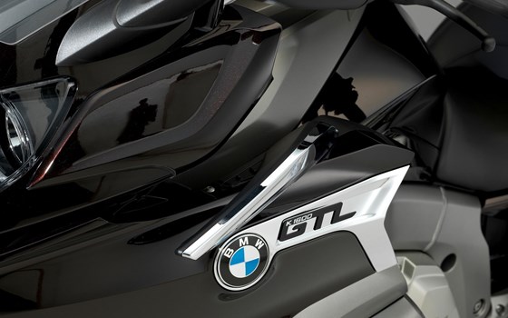 Verleihmotorrad BMW K 1600 GTL vom Händler BMW Motorradzentrum Wien - Bild 17 Verleihmotorrad BMW K 1600 GTL vom Händler BMW Motorradzentrum Wien - Bild 17