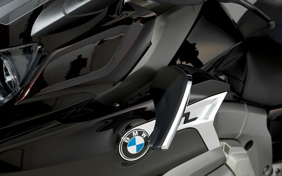 Verleihmotorrad BMW K 1600 GTL vom Händler BMW Motorradzentrum Wien - Bild 18 Verleihmotorrad BMW K 1600 GTL vom Händler BMW Motorradzentrum Wien - Bild 18