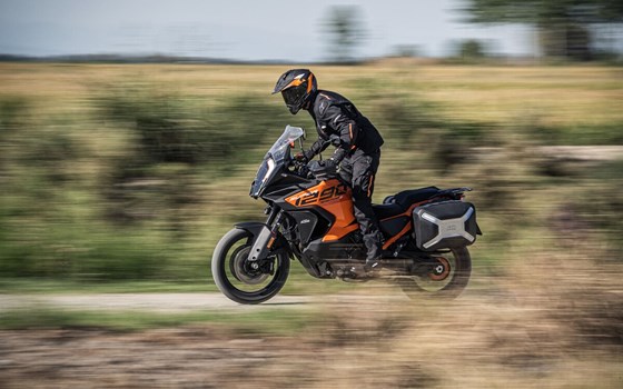 Verleihmotorrad KTM 1390 Super Adventure S EVO vom Händler Road Star Motorcycles GmbH - Bild 11