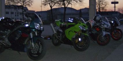 Umgebautes Motorrad Kawasaki Ninja ZX-10R von zech26 - Bild 3 Umgebautes Motorrad Kawasaki Ninja ZX-10R von zech26 - Bild 3