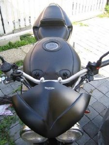 Umgebautes Motorrad Triumph Speed Triple 955i von speedtriplepani - Bild 1 Umgebautes Motorrad Triumph Speed Triple 955i von speedtriplepani - Bild 1