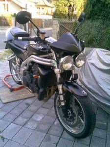 Umgebautes Motorrad Triumph Speed Triple 955i von speedtriplepani - Bild 4 Umgebautes Motorrad Triumph Speed Triple 955i von speedtriplepani - Bild 4