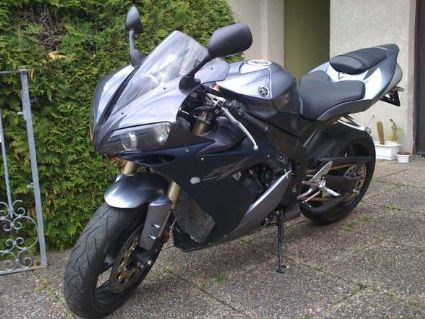 Umgebautes Motorrad Yamaha R1 von nuclear - Bild 2 Umgebautes Motorrad Yamaha R1 von nuclear - Bild 2