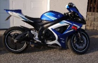 Suzuki GSX-R 750 Custom Bike Suzuki GSX-R 750 Custom Bike