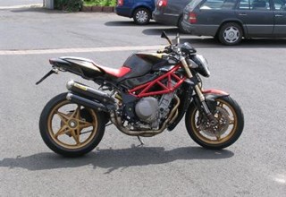 MV Agusta Brutale 910 S