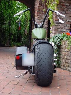 Umgebautes Motorrad Harley-Davidson Softail Custom FXSTC von X-Trem Custombikes - Bild 3 Umgebautes Motorrad Harley-Davidson Softail Custom FXSTC von X-Trem Custombikes - Bild 3