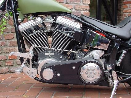 Umgebautes Motorrad Harley-Davidson Softail Custom FXSTC von X-Trem Custombikes - Bild 6 Umgebautes Motorrad Harley-Davidson Softail Custom FXSTC von X-Trem Custombikes - Bild 6