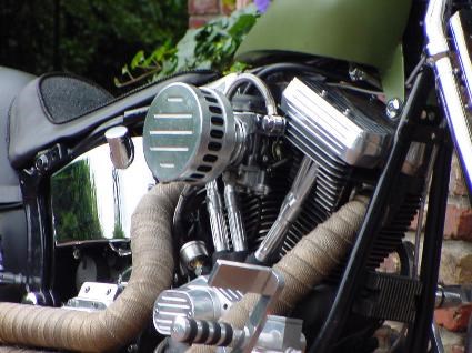 Umgebautes Motorrad Harley-Davidson Softail Custom FXSTC von X-Trem Custombikes - Bild 7 Umgebautes Motorrad Harley-Davidson Softail Custom FXSTC von X-Trem Custombikes - Bild 7