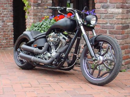 Umgebautes Motorrad Harley-Davidson Custom Bike von X-Trem Custombikes - Bild 1 Umgebautes Motorrad Harley-Davidson Custom Bike von X-Trem Custombikes - Bild 1
