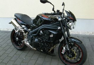 Triumph Speed Triple 1050