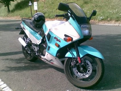 Gebrauchte Kawasaki GPX 750 R