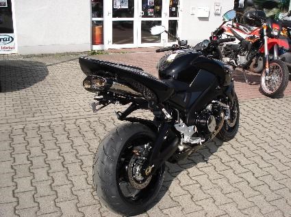 Umgebautes Motorrad Suzuki B-King von Motorrad Schenk Idstein GbR. - Bild 1 Umgebautes Motorrad Suzuki B-King von Motorrad Schenk Idstein GbR. - Bild 1