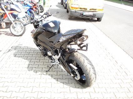 Umgebautes Motorrad Suzuki B-King von Motorrad Schenk Idstein GbR. - Bild 7 Umgebautes Motorrad Suzuki B-King von Motorrad Schenk Idstein GbR. - Bild 7