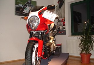 Yamaha MT-01 Yamaha MT-01