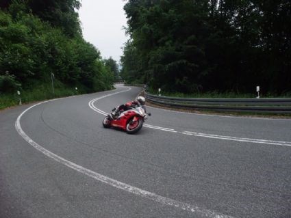 Umgebautes Motorrad Yamaha YZF-R6R von Peter_w - Bild 1 Umgebautes Motorrad Yamaha YZF-R6R von Peter_w - Bild 1