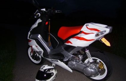 Aprilia SR 50 Factory i.e. Custom Bike Aprilia SR 50 Factory i.e. Custom Bike
