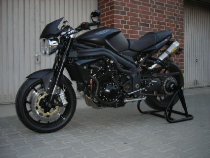 Gebrauchte Triumph Speed Triple 1050