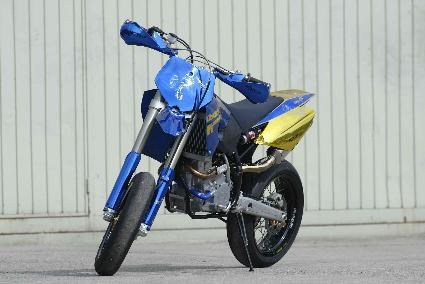 Umgebautes Motorrad Husaberg FS 650 E von Rameis Motorradhandel - Bild 1 Umgebautes Motorrad Husaberg FS 650 E von Rameis Motorradhandel - Bild 1