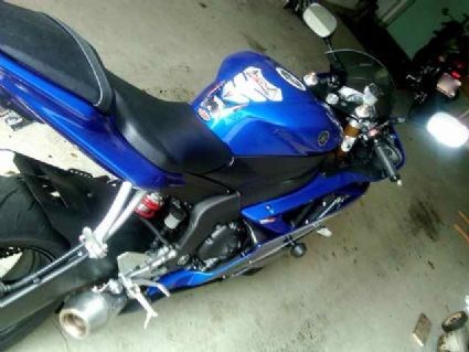Umgebautes Motorrad Yamaha YZF-R6 von Atzedone - Bild 2 Umgebautes Motorrad Yamaha YZF-R6 von Atzedone - Bild 2