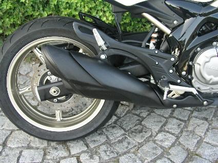 Umgebautes Motorrad Suzuki SFV 650 Gladius von Team Stadler GmbH - Bild 3 Umgebautes Motorrad Suzuki SFV 650 Gladius von Team Stadler GmbH - Bild 3