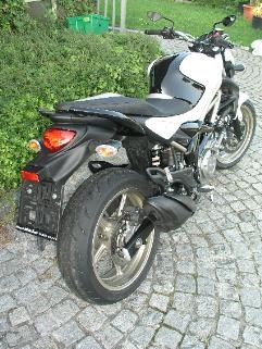 Umgebautes Motorrad Suzuki SFV 650 Gladius von Team Stadler GmbH - Bild 4 Umgebautes Motorrad Suzuki SFV 650 Gladius von Team Stadler GmbH - Bild 4
