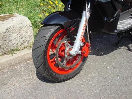 Umgebautes Motorrad Gilera Runner 180/SP von Exothor - Bild 3 Umgebautes Motorrad Gilera Runner 180/SP von Exothor - Bild 3