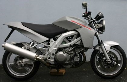 Suzuki SV 1000 Custom Bike Suzuki SV 1000 Custom Bike