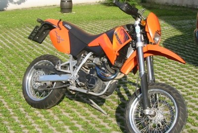 KTM 640 LC4 Supermoto Custom Bike