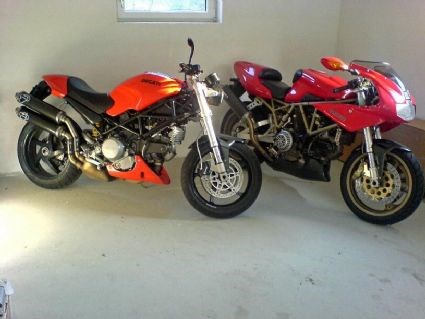 Umgebautes Motorrad Ducati 900 Carenata von Attila3200 - Bild 1 Umgebautes Motorrad Ducati 900 Carenata von Attila3200 - Bild 1