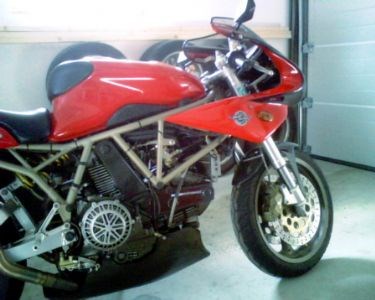 Umgebautes Motorrad Ducati 900 Carenata von Attila3200 - Bild 6 Umgebautes Motorrad Ducati 900 Carenata von Attila3200 - Bild 6