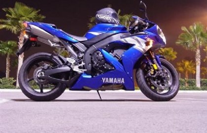 Yamaha R1 Custom Bike